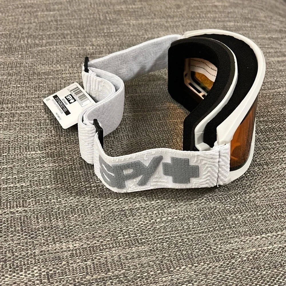 Spy Getaway Goggles - Picture 3 of 5